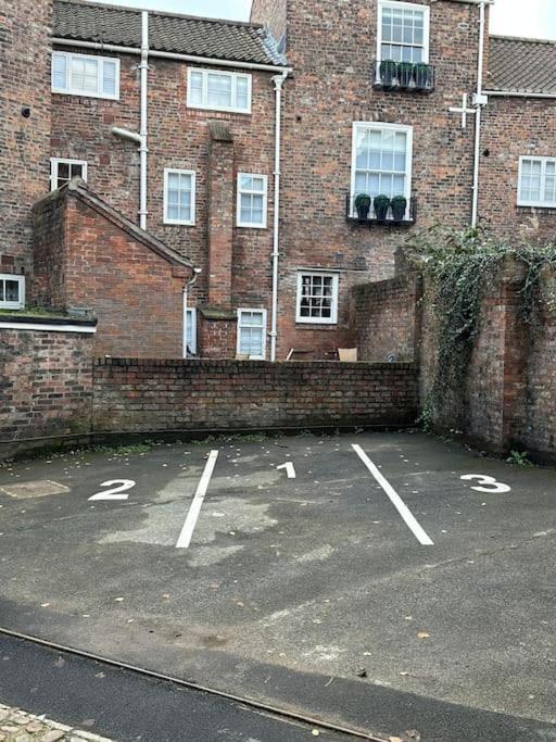 Aldwark View With Free Parking Appartement York Buitenkant foto