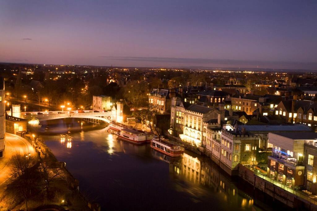 Aldwark View With Free Parking Appartement York Buitenkant foto